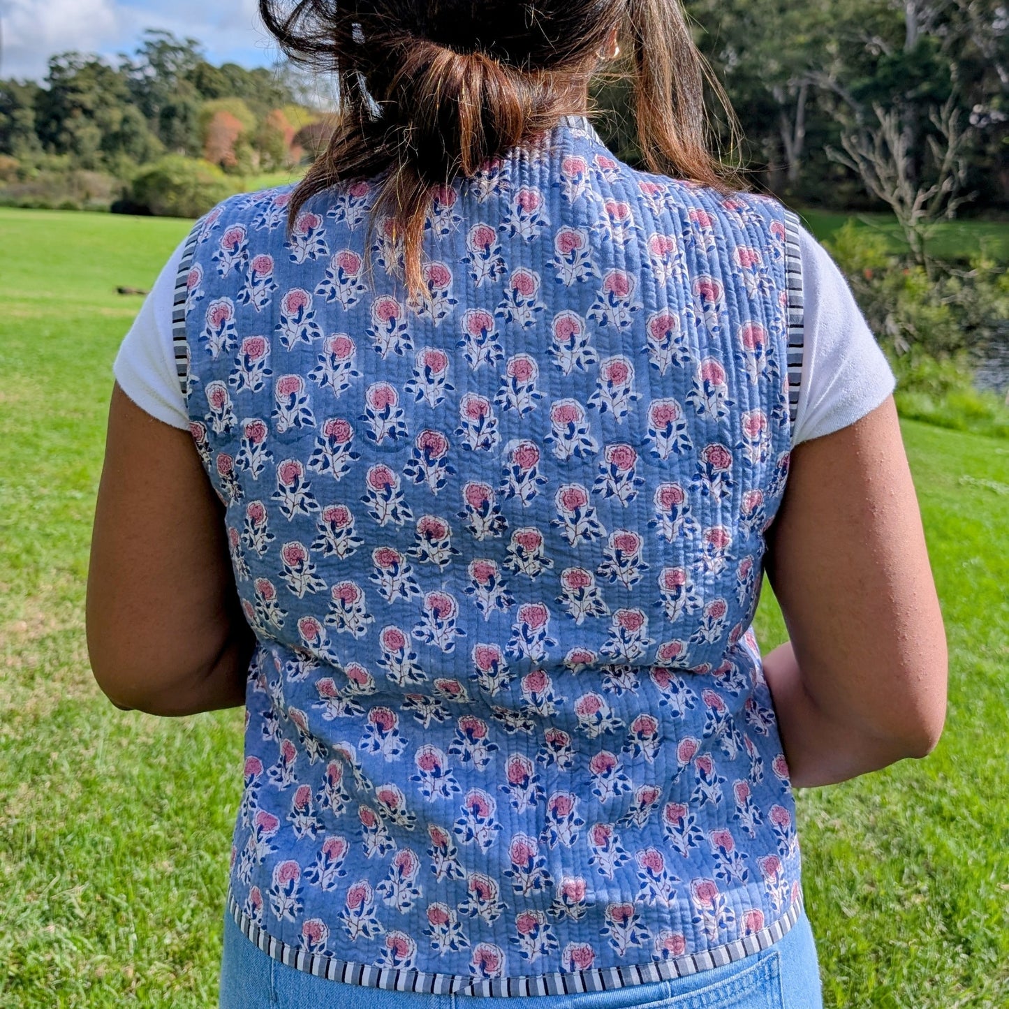 Blue petals vest jacket